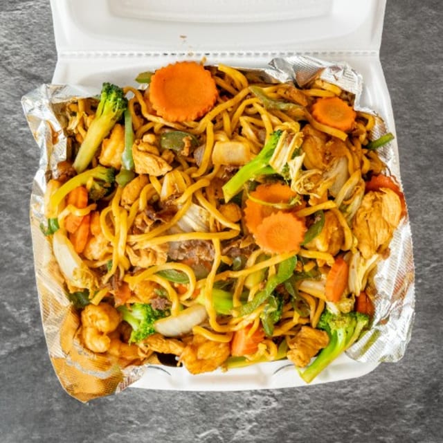 House Lomein Noodle.